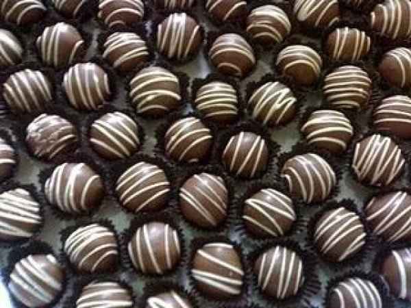 CHOCOLATE MANIA ESPECIALIZADA EM TRUFFAS E CHOCOLATE EM GERAL